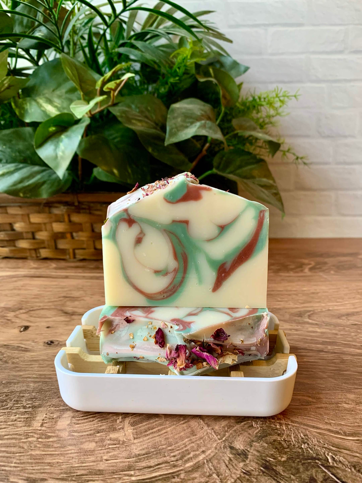 Apple Sage